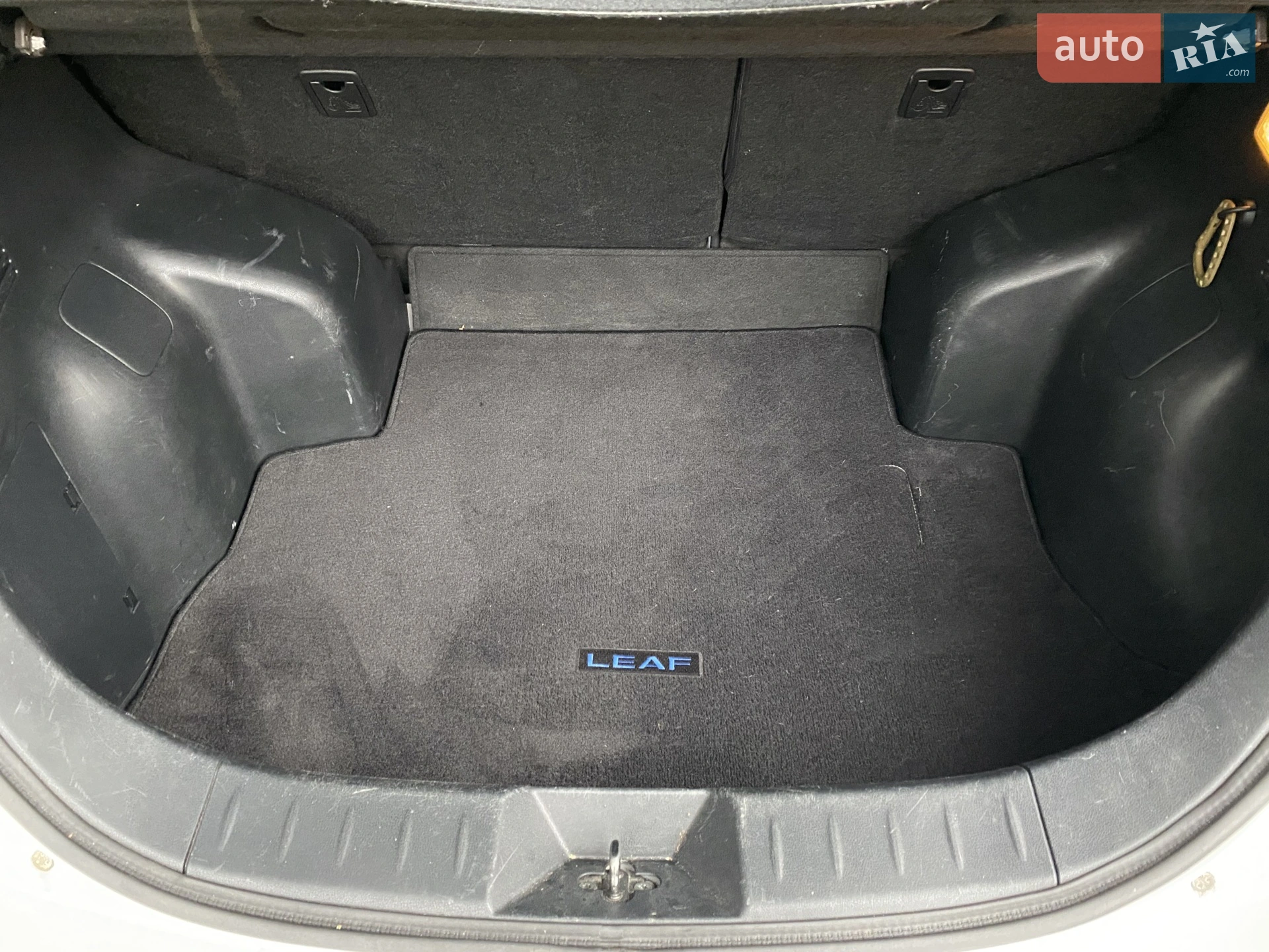 2016 Nissan Leaf - мініатюра 14