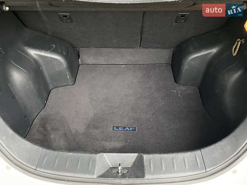 Хетчбек Nissan Leaf 2016 в Рівному фото 14 Хетчбек Nissan Leaf 2016 в Рівному
