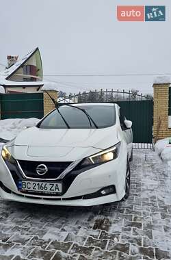 Хетчбек Nissan Leaf 2018 в Львові