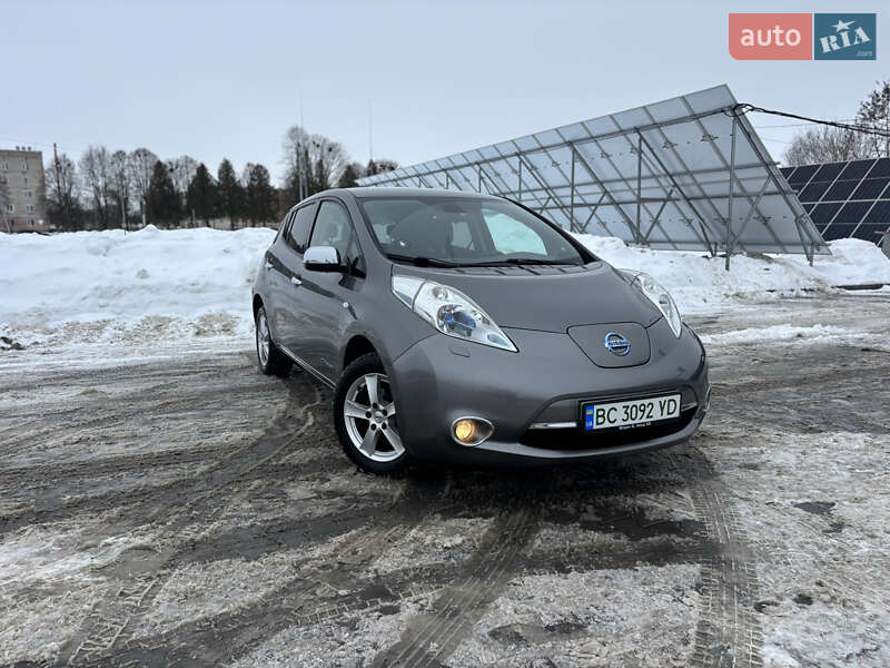 Хетчбек Nissan Leaf 2014 в Володимирі
