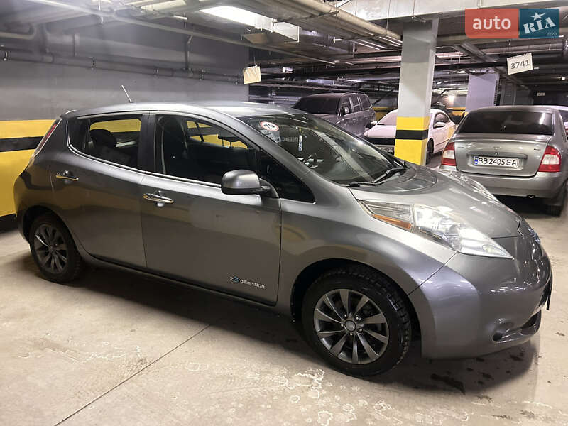 Хэтчбек Nissan Leaf 2014 в Днепре фото 3 Хэтчбек Nissan Leaf 2014 в Днепре
