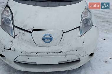 Хетчбек Nissan Leaf 2014 в Володимирі