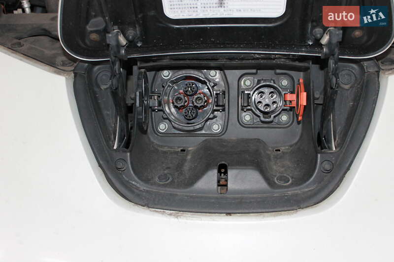 Хэтчбек Nissan Leaf 2011 в Одессе фото 4 Хэтчбек Nissan Leaf 2011 в Одессе