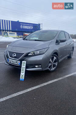 Хэтчбек Nissan Leaf 2018 в Ровно