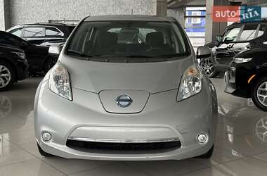 Хэтчбек Nissan Leaf 2015 в Одессе
