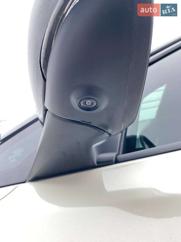 Хэтчбек Nissan Leaf 2020 в Софиевской Борщаговке фото 22 Хэтчбек Nissan Leaf 2020 в Софиевской Борщаговке