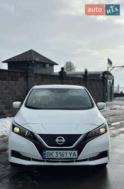 Хэтчбек Nissan Leaf 2018 в Ровно