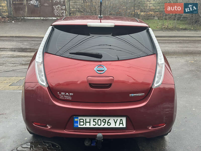Хетчбек Nissan Leaf 2013 в Одесі