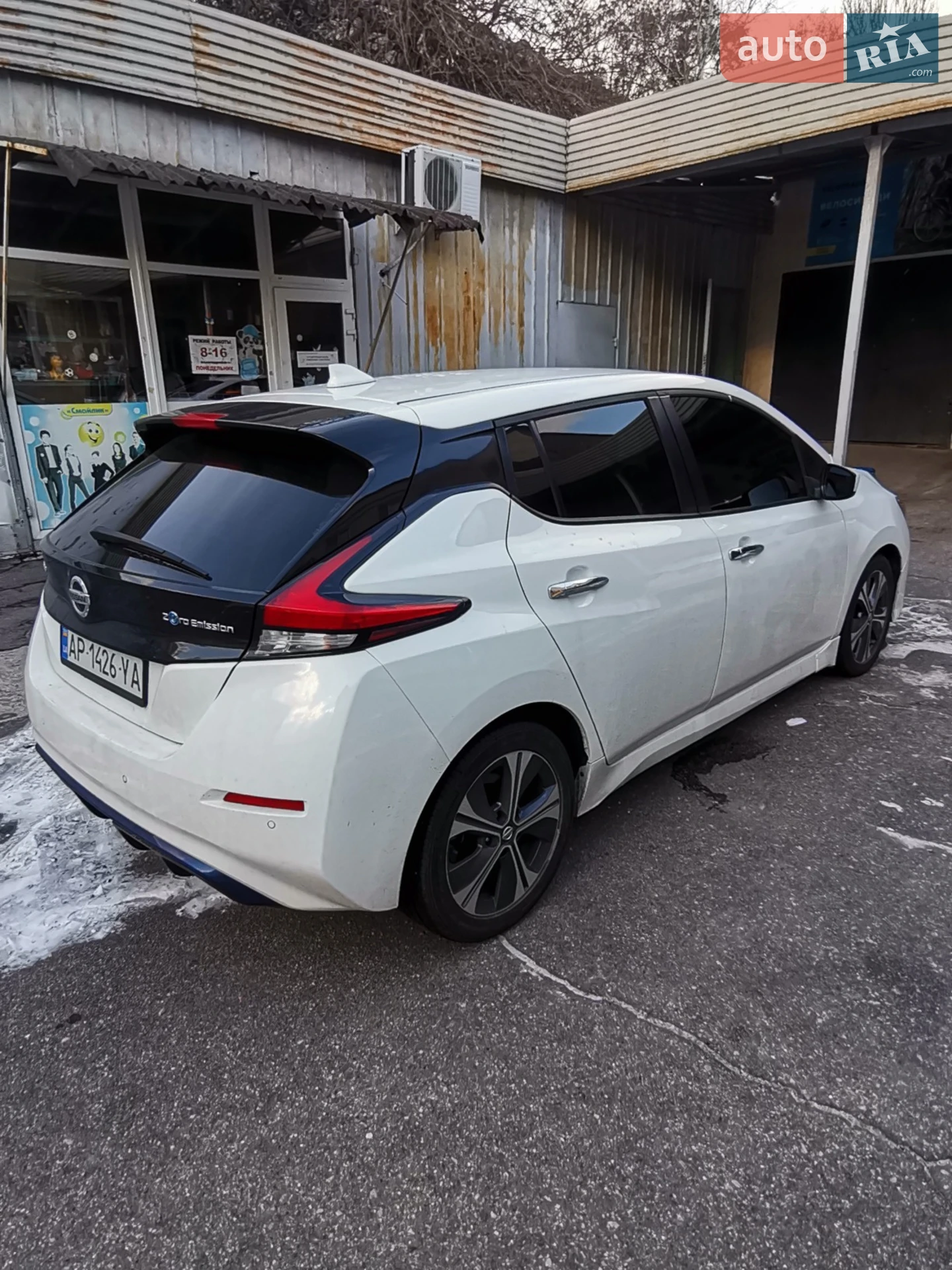 2020 Nissan Leaf - мініатюра 3