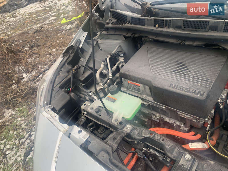 Хетчбек Nissan Leaf 2021 в Одесі