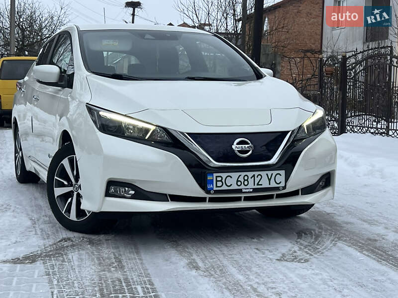 Хетчбек Nissan Leaf 2020 в Самборі
