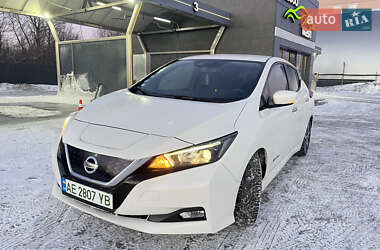 Хэтчбек Nissan Leaf 2019 в Киеве