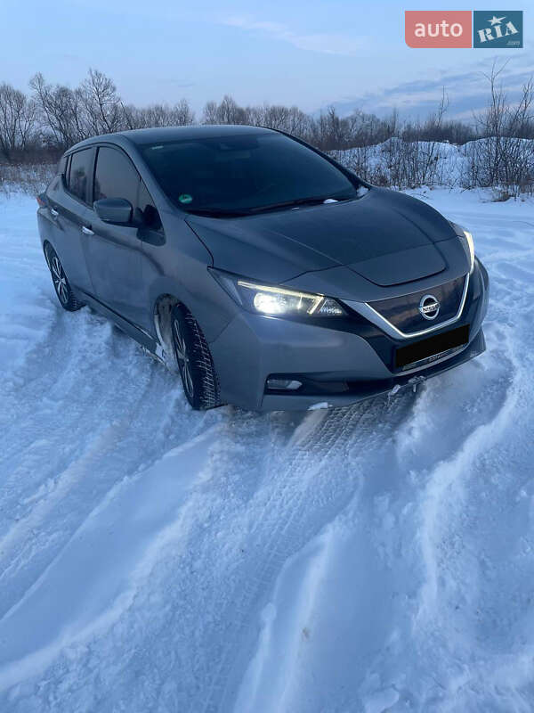 Хетчбек Nissan Leaf 2020 в Івано-Франківську фото 4 Хетчбек Nissan Leaf 2020 в Івано-Франківську