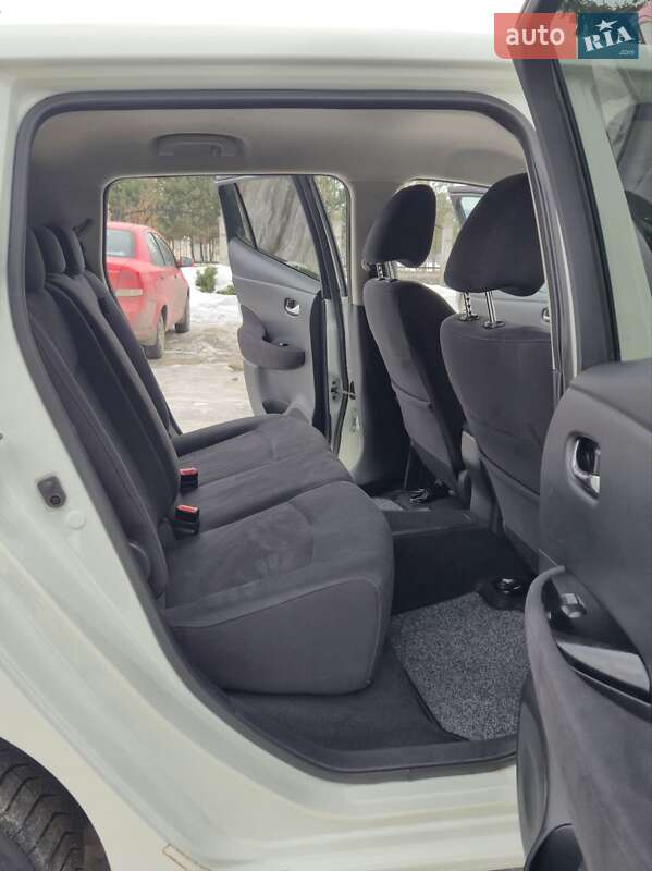 Хэтчбек Nissan Leaf 2014 в Золочеве