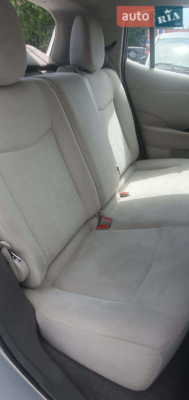 Хэтчбек Nissan Leaf 2012 в Житомире