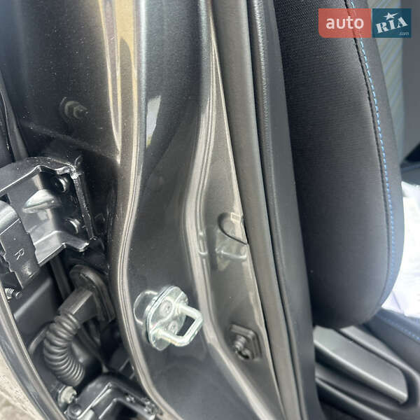 Хэтчбек Nissan Leaf 2023 в Тернополе