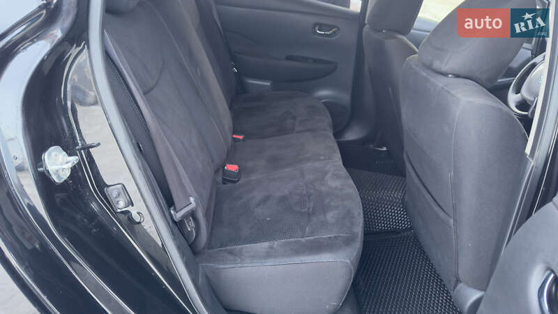 Хетчбек Nissan Leaf 2015 в Полтаві