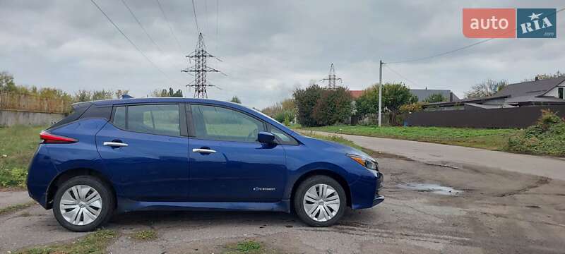 Хетчбек Nissan Leaf 2019 в Черкасах