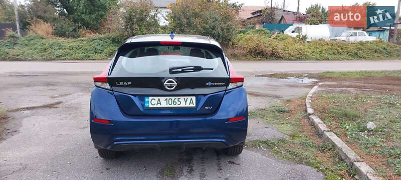 Хетчбек Nissan Leaf 2019 в Черкасах