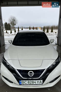 Хетчбек Nissan Leaf 2018 в Пустомитах