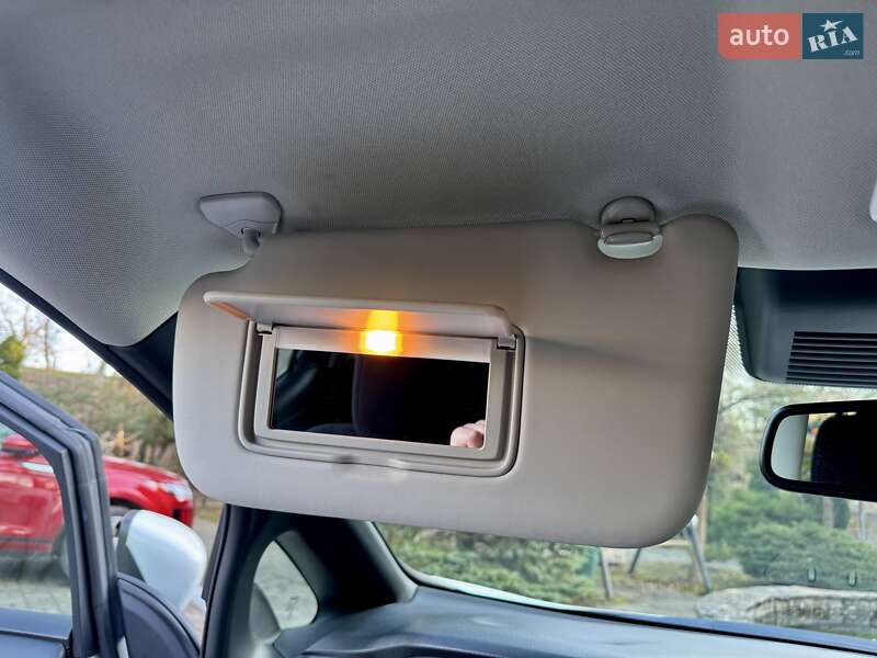 Хетчбек Nissan Leaf 2019 в Дрогобичі