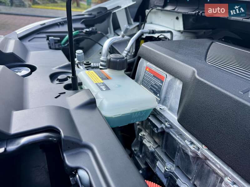 Хетчбек Nissan Leaf 2019 в Дрогобичі