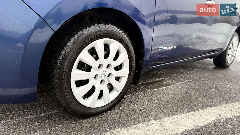 Хэтчбек Nissan Leaf 2017 в Тернополе