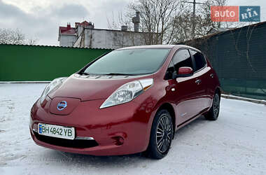 Хэтчбек Nissan Leaf 2015 в Одессе