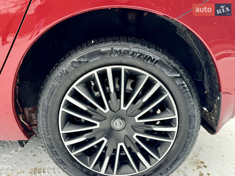 Хетчбек Nissan Leaf 2015 в Одесі фото 12 Хетчбек Nissan Leaf 2015 в Одесі