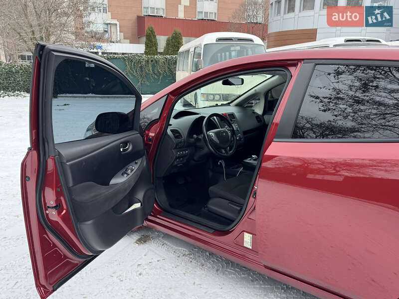 Хетчбек Nissan Leaf 2015 в Одесі фото 27 Хетчбек Nissan Leaf 2015 в Одесі