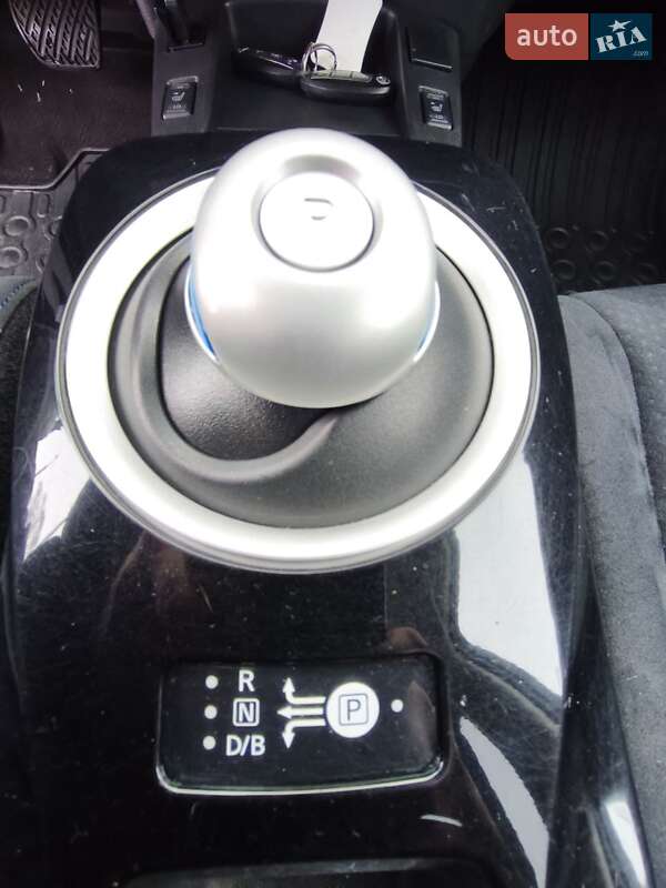 Хетчбек Nissan Leaf 2014 в Луцьку