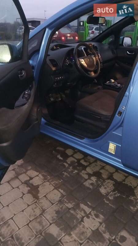 Хэтчбек Nissan Leaf 2013 в Каменец-Подольском фото 7 Хэтчбек Nissan Leaf 2013 в Каменец-Подольском