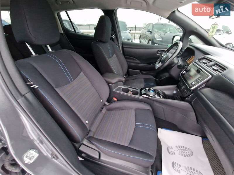 Хэтчбек Nissan Leaf 2019 в Виннице