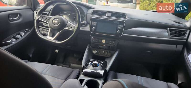 Хетчбек Nissan Leaf 2018 в Рівному