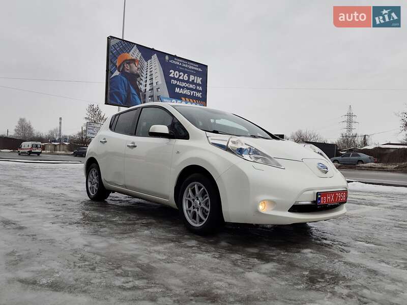 Хэтчбек Nissan Leaf 2014 в Ивано-Франковске