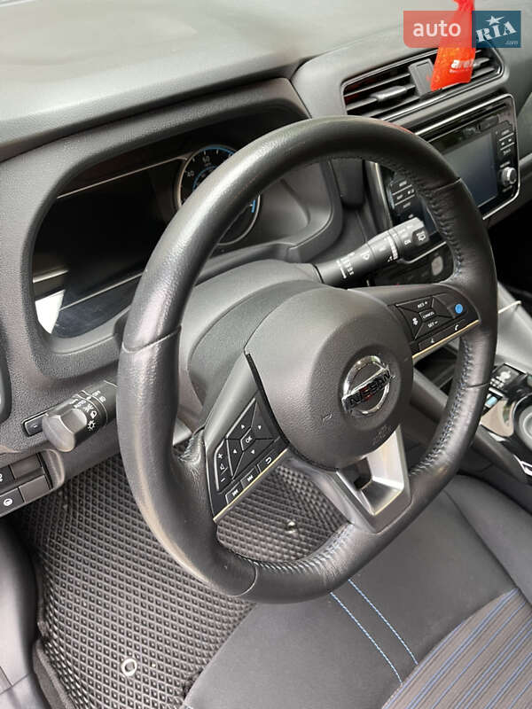 Хетчбек Nissan Leaf 2018 в Одесі фото 17 Хетчбек Nissan Leaf 2018 в Одесі