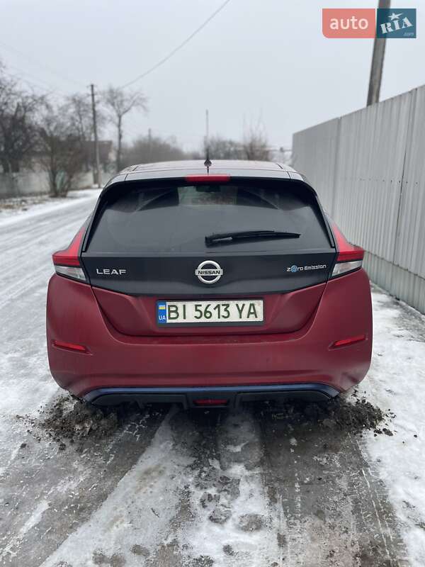 Хетчбек Nissan Leaf 2020 в Кременчуці