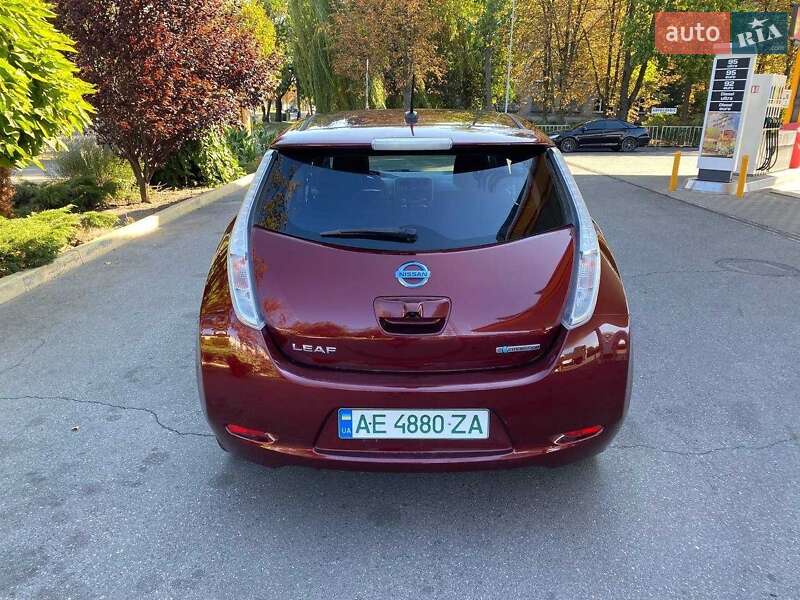 Хетчбек Nissan Leaf 2017 в Дніпрі фото 5 Хетчбек Nissan Leaf 2017 в Дніпрі
