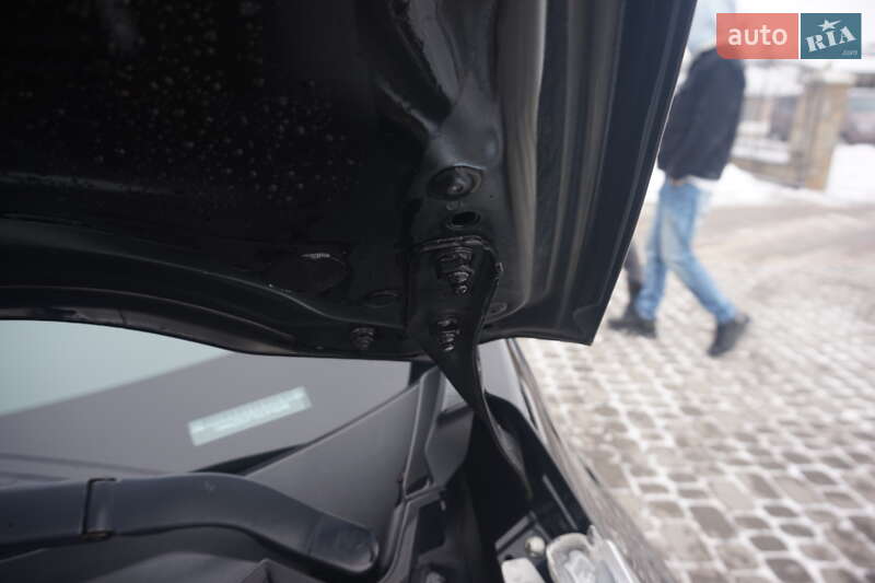 Хэтчбек Nissan Leaf 2013 в Самборе