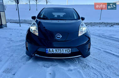 Хэтчбек Nissan Leaf 2017 в Киеве
