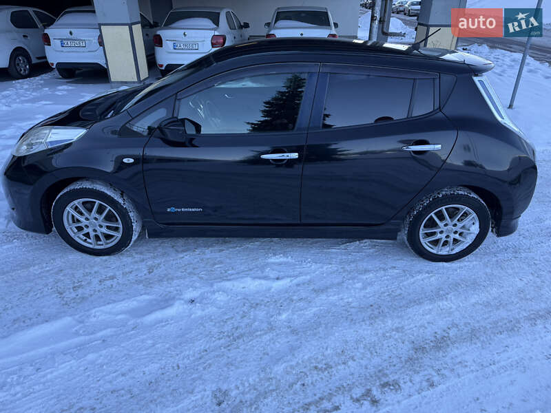 Хэтчбек Nissan Leaf 2017 в Киеве фото 4 Хэтчбек Nissan Leaf 2017 в Киеве