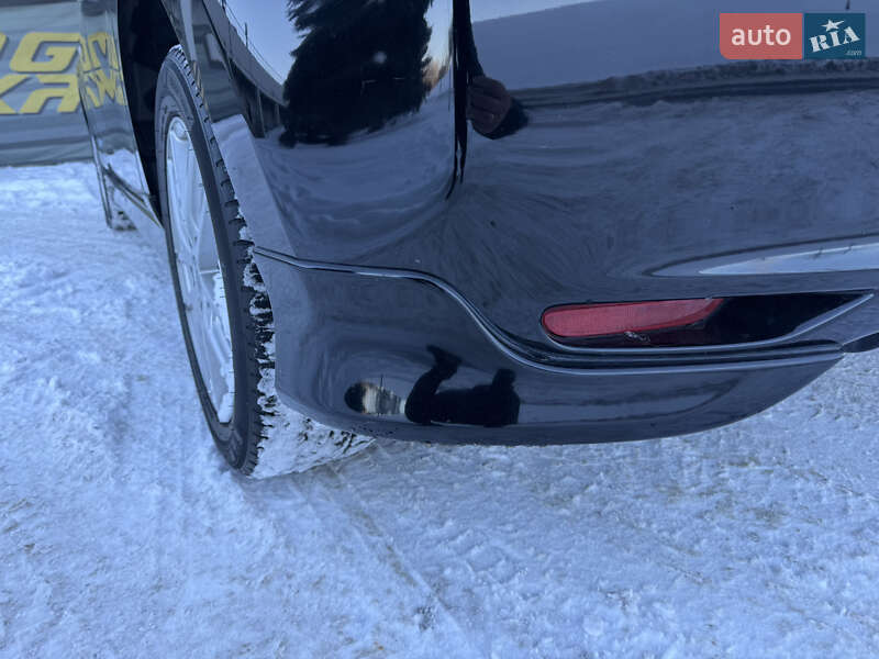 Хэтчбек Nissan Leaf 2017 в Киеве фото 26 Хэтчбек Nissan Leaf 2017 в Киеве