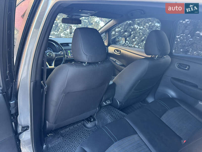 Хетчбек Nissan Leaf 2020 в Тернополі