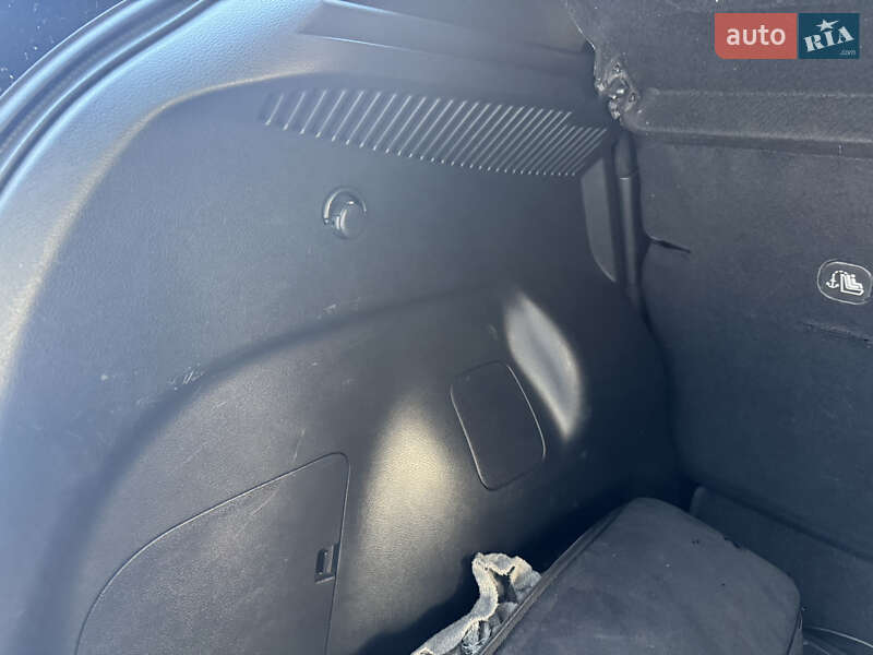 Хетчбек Nissan Leaf 2020 в Тернополі