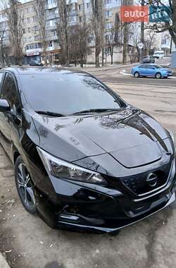 Хэтчбек Nissan Leaf 2020 в Николаеве