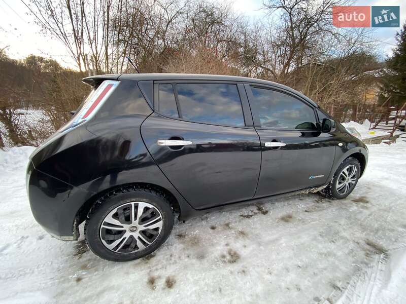 Хэтчбек Nissan Leaf 2011 в Львове фото 6 Хэтчбек Nissan Leaf 2011 в Львове