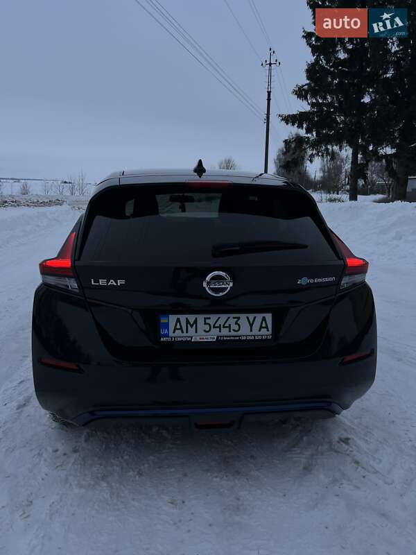 Хэтчбек Nissan Leaf 2021 в Попельне