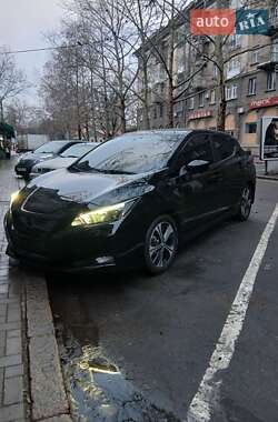 Хэтчбек Nissan Leaf 2020 в Николаеве