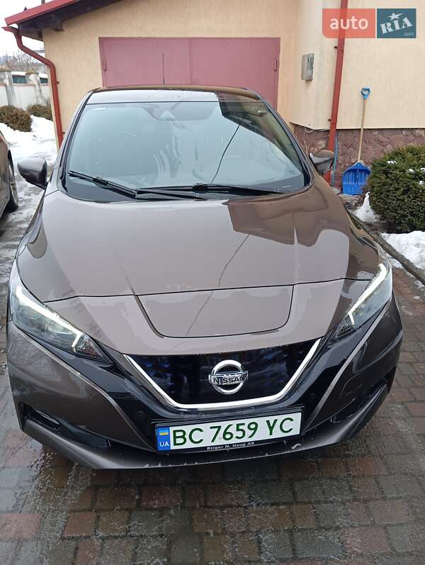 Хетчбек Nissan Leaf 2018 в Львові