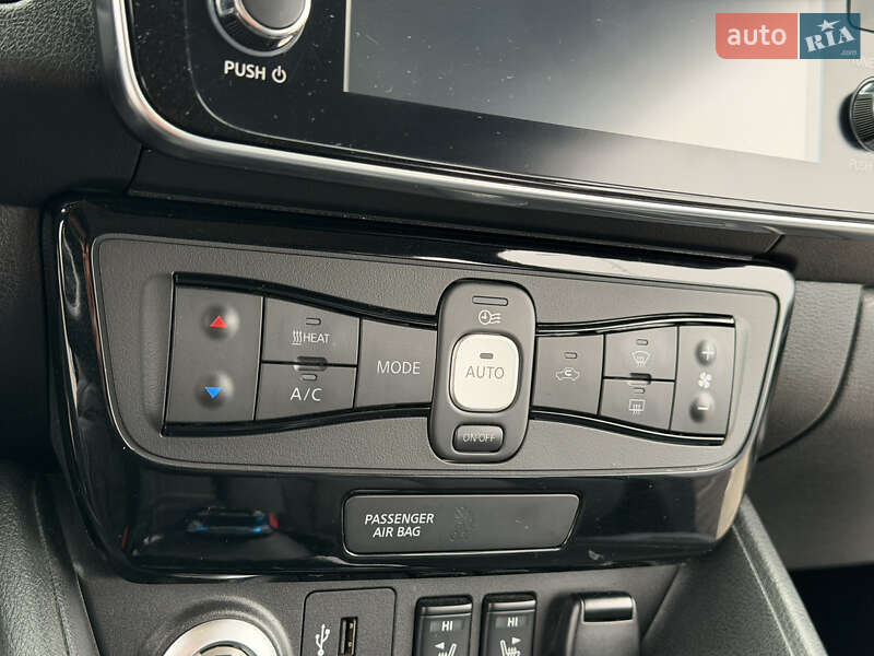 Хэтчбек Nissan Leaf 2018 в Одессе фото 44 Хэтчбек Nissan Leaf 2018 в Одессе